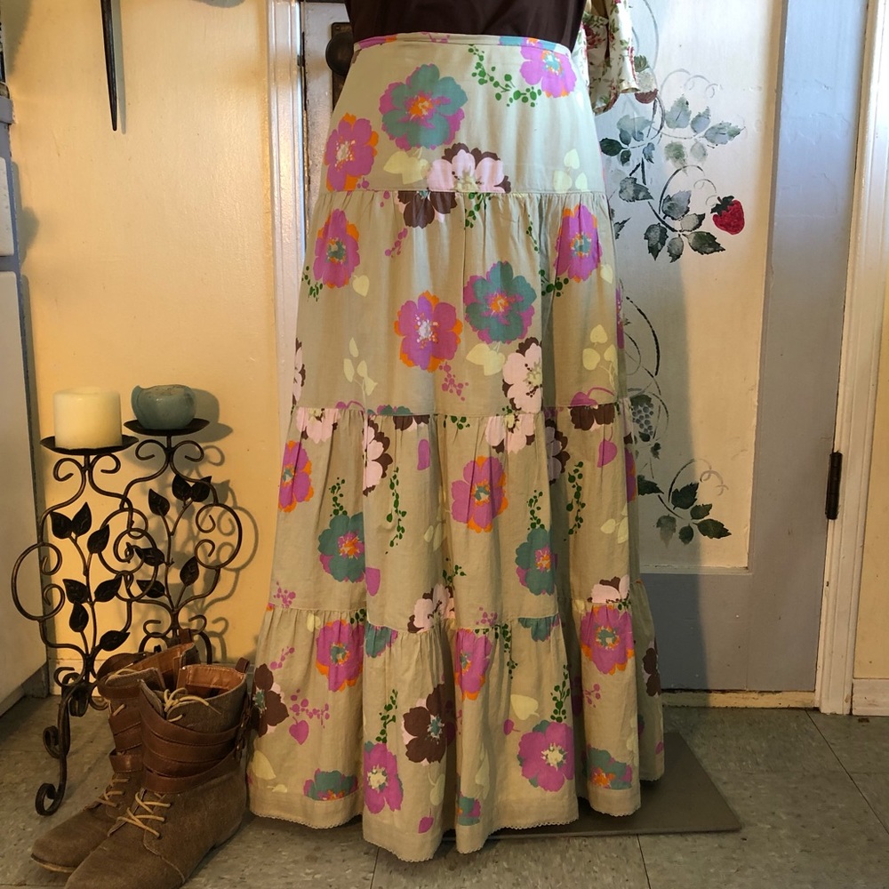 Vintage, Jackpot floral prairie skirt.